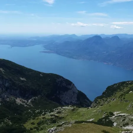 Al Bellavista.baldo * Ferrara di Monte Baldo