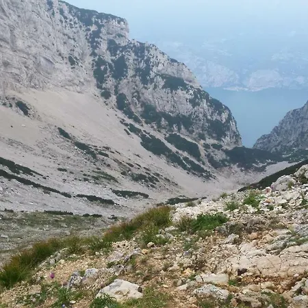 Al Bellavista.baldo بيت للعطل Ferrara di Monte Baldo